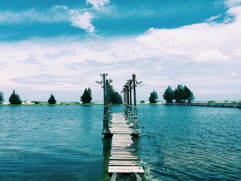 Biển Hồ Cốc thần bí nhưng đầy lãng mạn - Hồ Tràm Vũng Tàu