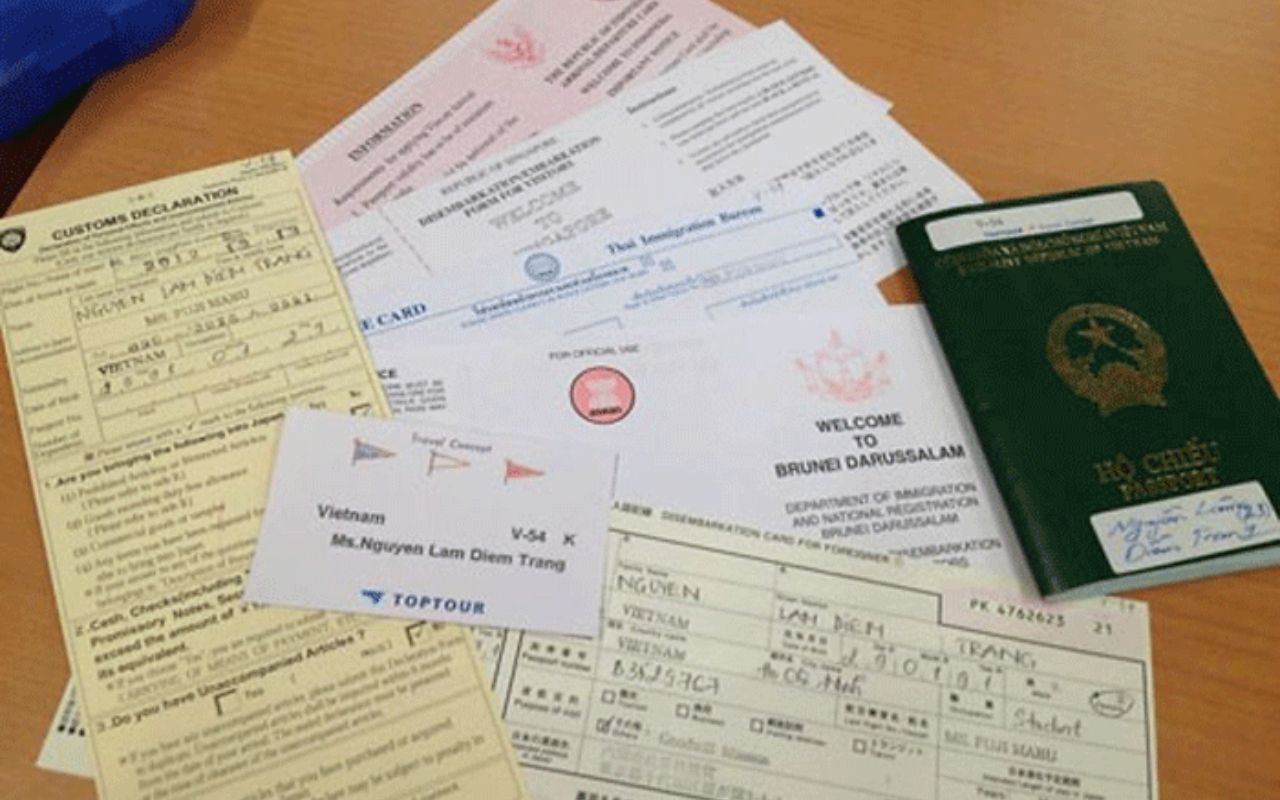 Hồ sơ làm thị thực