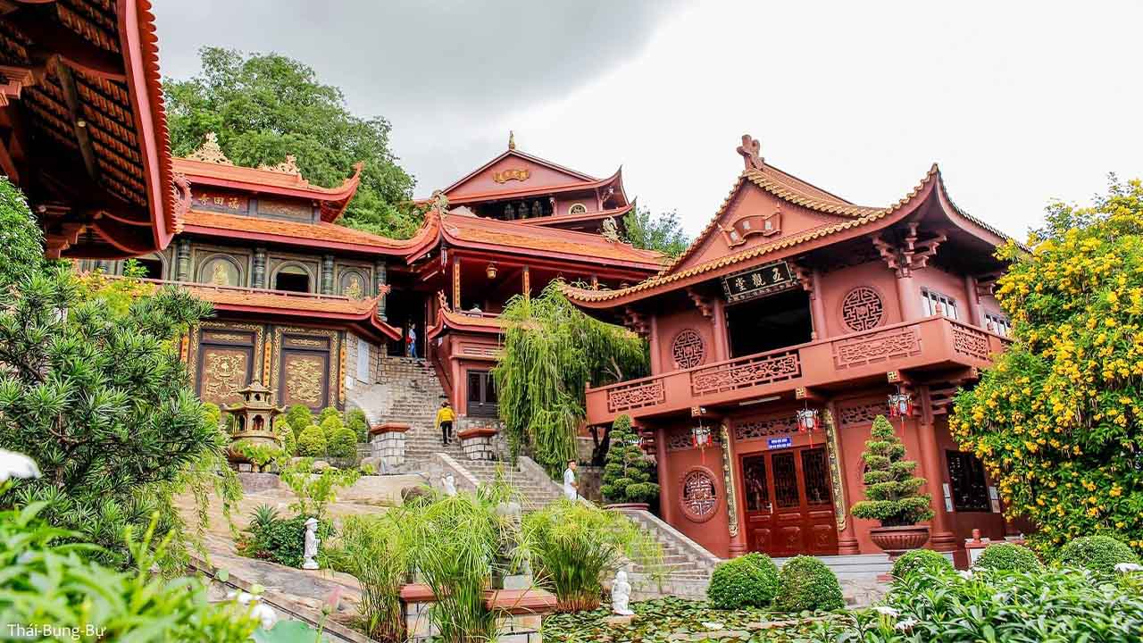 kiến trúc chùa hang