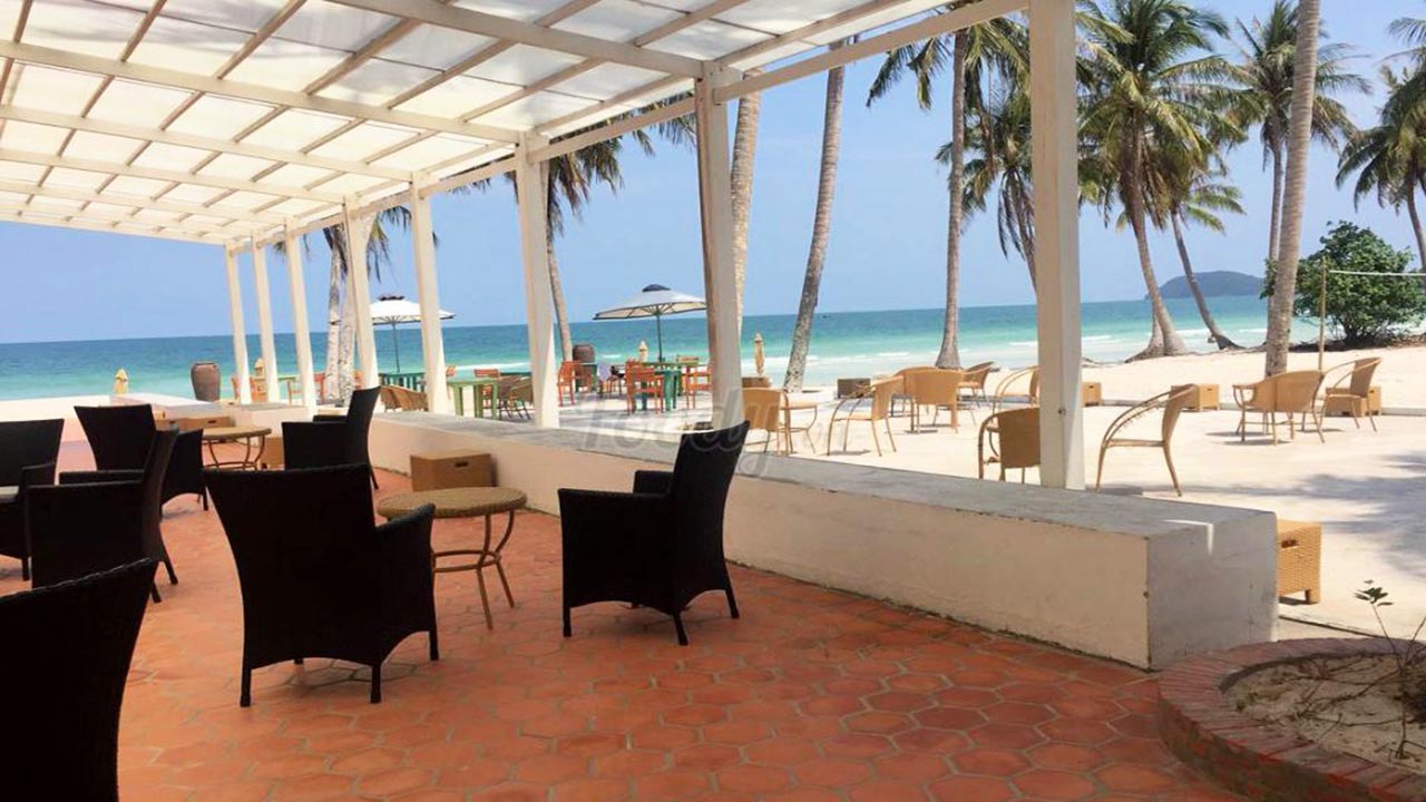 Nhà hàng bãi biển Paradiso