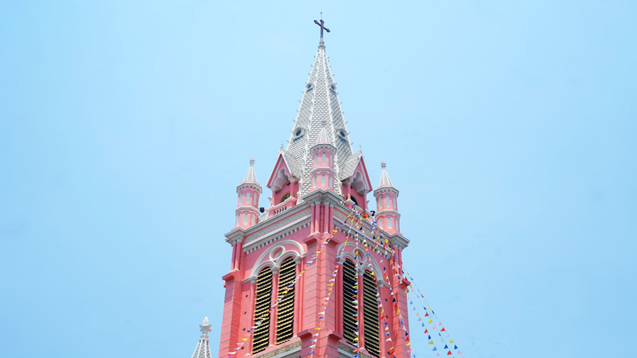 Tháp chuông nhà thờ