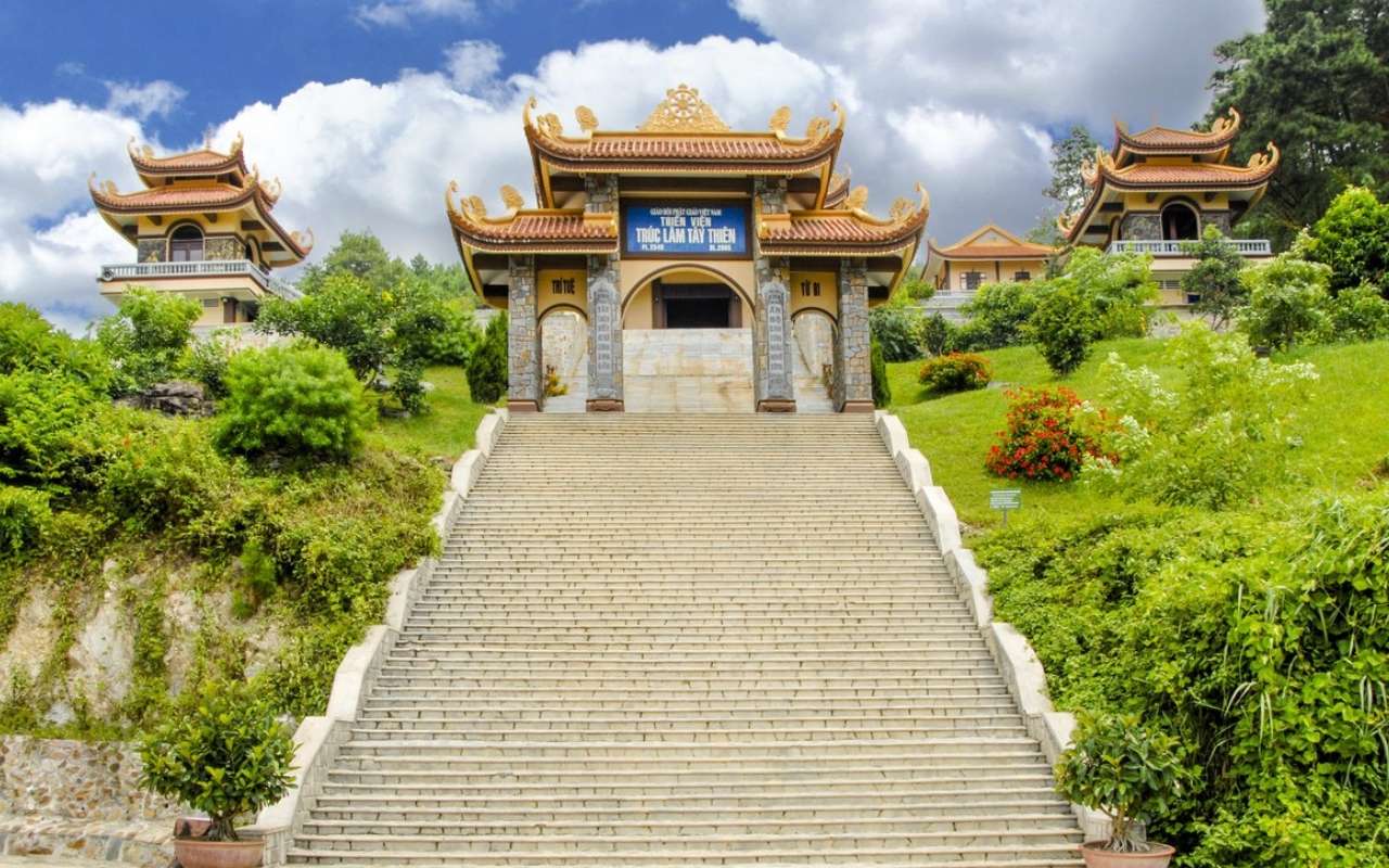 Thiền viện Trúc lâm Đà Lạt - Chốn tiên cảnh bình yên (2023)