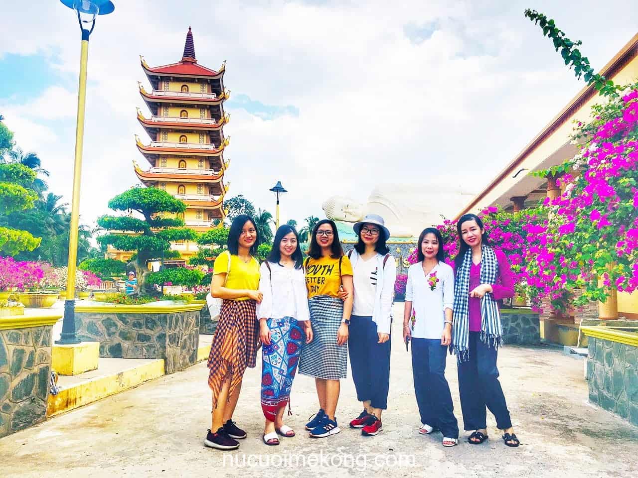Tour Mekong 2 ngày 1 đêm - Check-in chùa Vĩnh Tràng